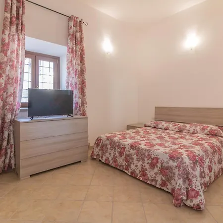 - Il Diciottesimo Sole Apartament