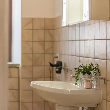 - Il Diciottesimo Sole Apartment